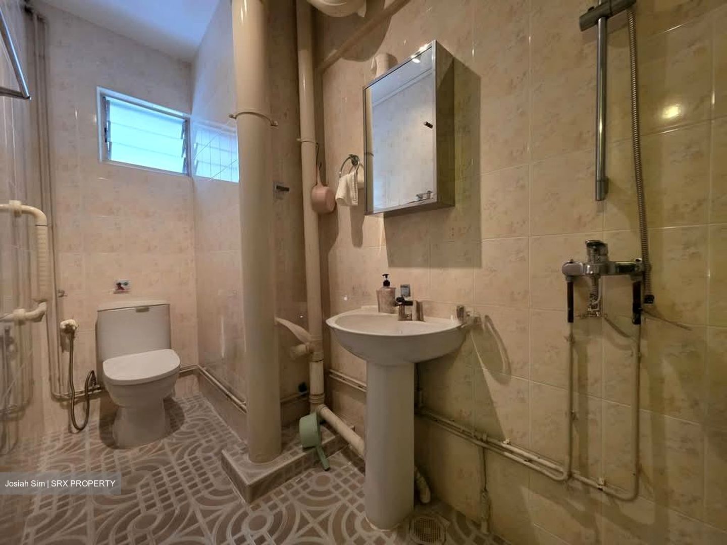 Blk 405 Hong Kah Court (Jurong West), HDB Executive #601893351